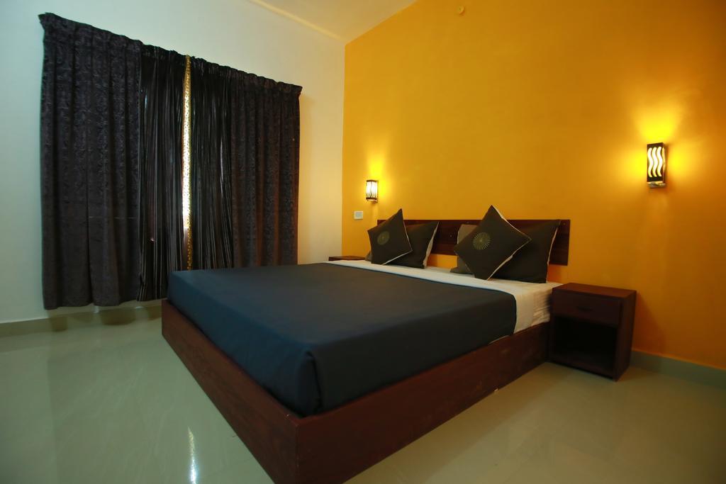 Green Leaf Home Stay Thekkady Esterno foto