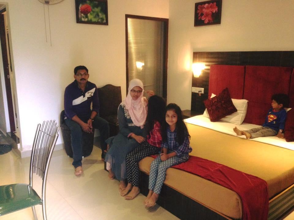 Green Leaf Home Stay Thekkady Esterno foto